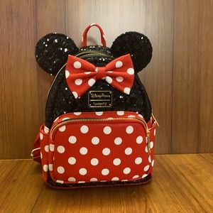 Disney Parks + Loungefly Minnie Backpack MINT!